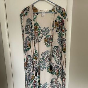 Short sleeve kimono. Perfect summer coverup.